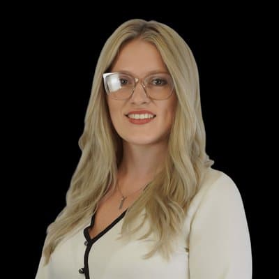 Photo of Olivia Hallam